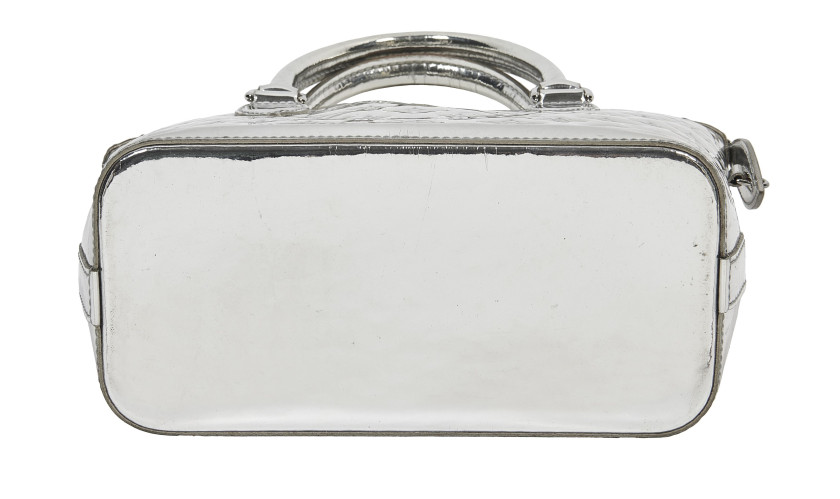 LOUIS VUITTON par Marc Jacobs Édition Limitée 2006  Sac LOCKIT Cuir Monogram Miroir argent Garniture métal argenté Dim...