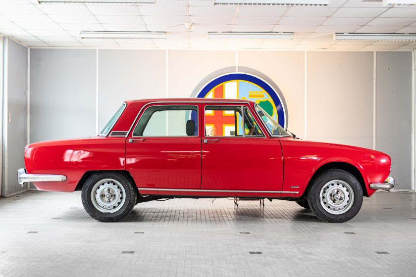 1976 Alfa Romeo Berlina 2000  No Reserve