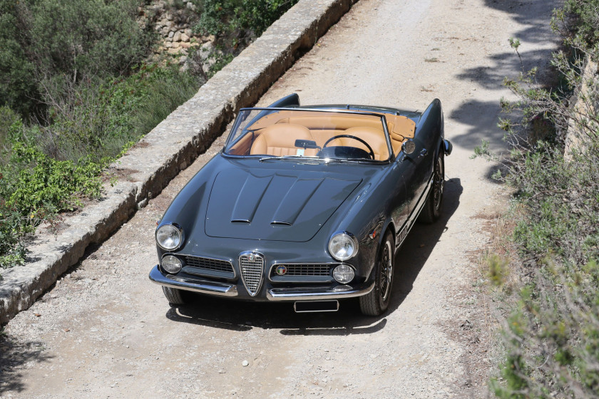 1960 Alfa Romeo 2000 Spider Touring