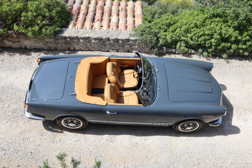 1960 Alfa Romeo 2000 Spider Touring