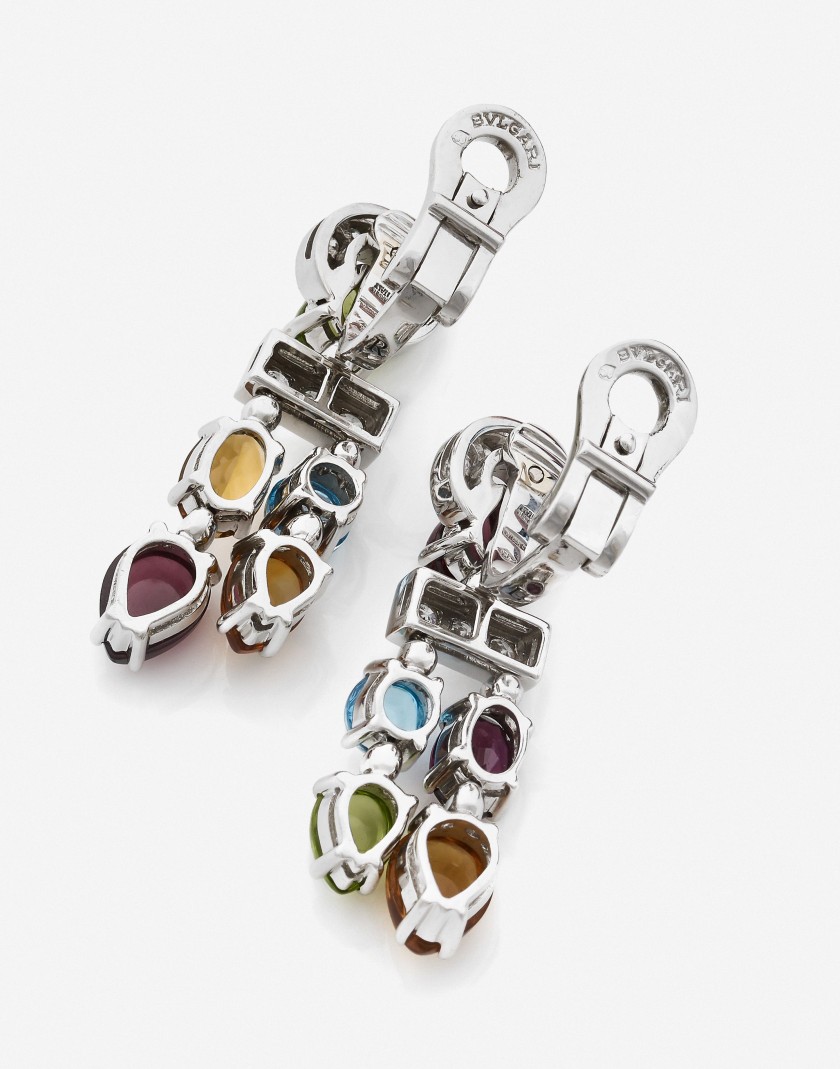 BULGARI  Paire de pendants d'oreilles "Allegra"