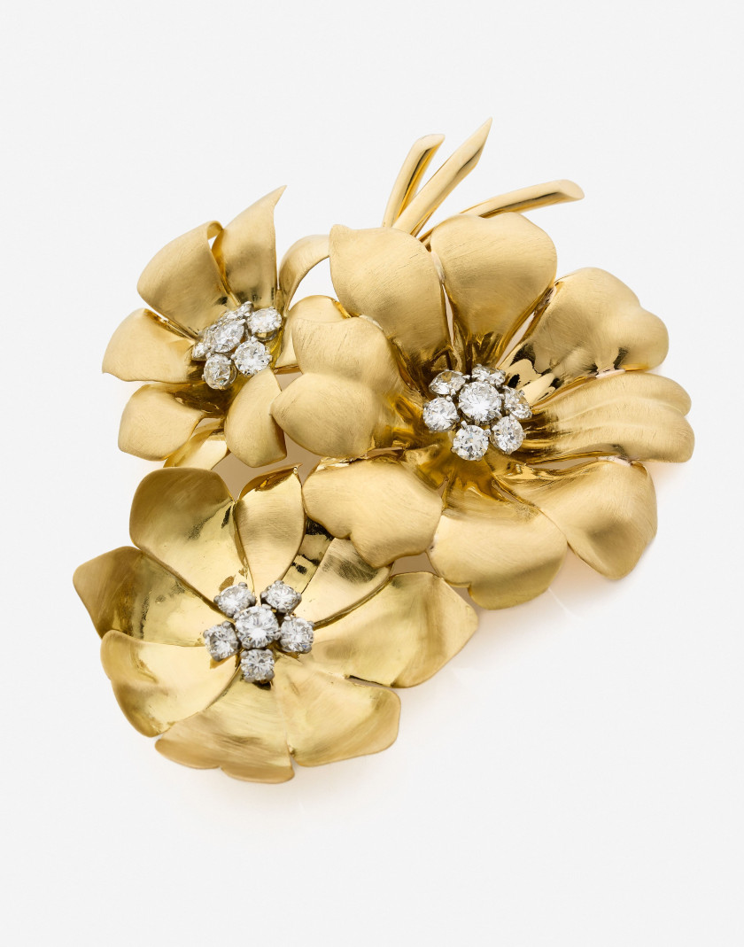 VAN CLEEF & ARPELS  Broche bouquet de fleurs