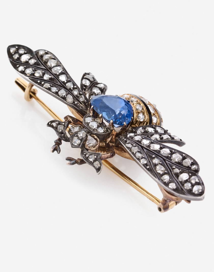Broche "abeille"