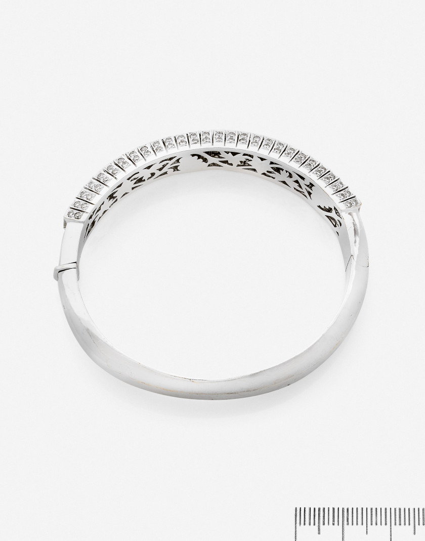 Bracelet rigide ouvrant