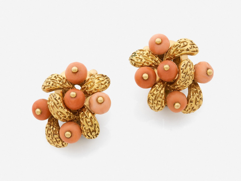 VAN CLEEF & ARPELS  Paire de clips d'oreilles