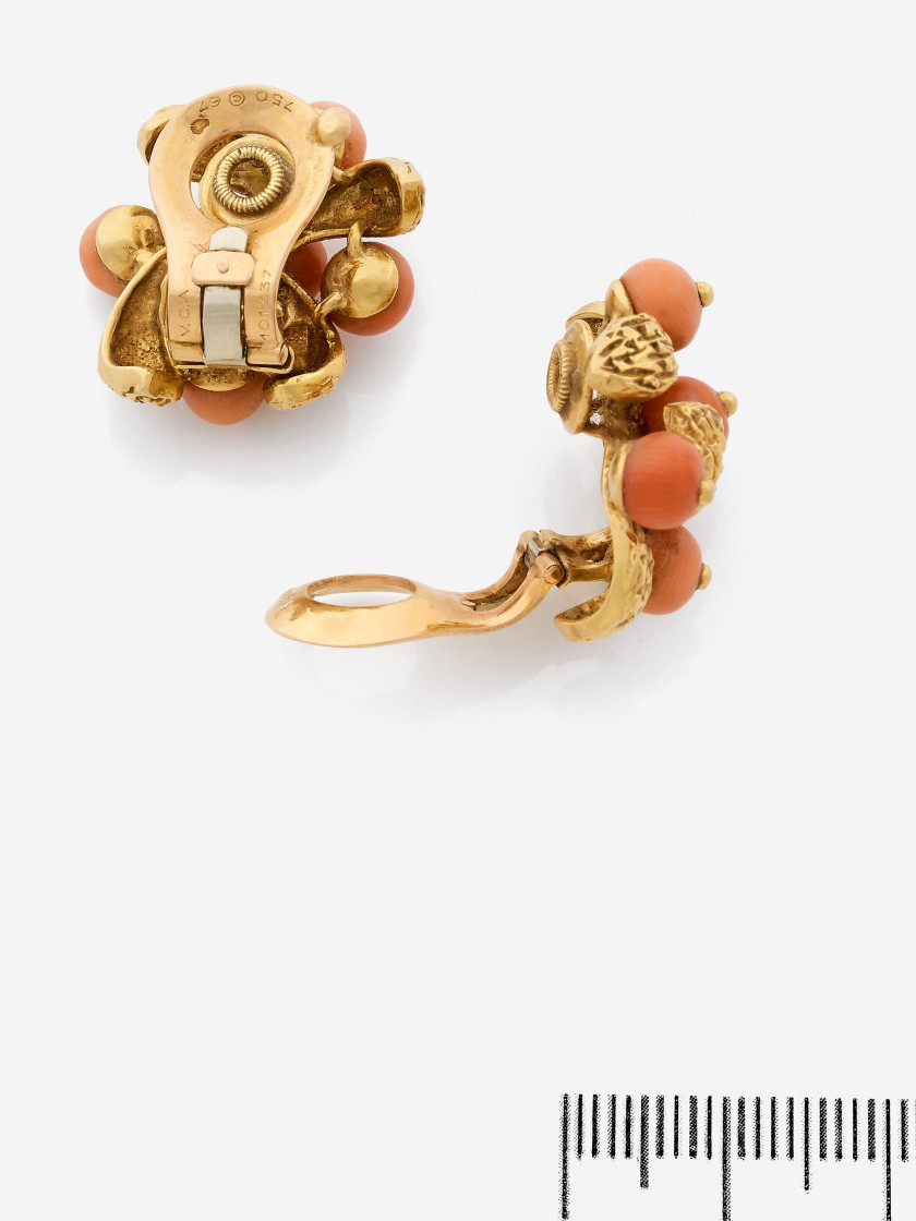 VAN CLEEF & ARPELS  Paire de clips d'oreilles