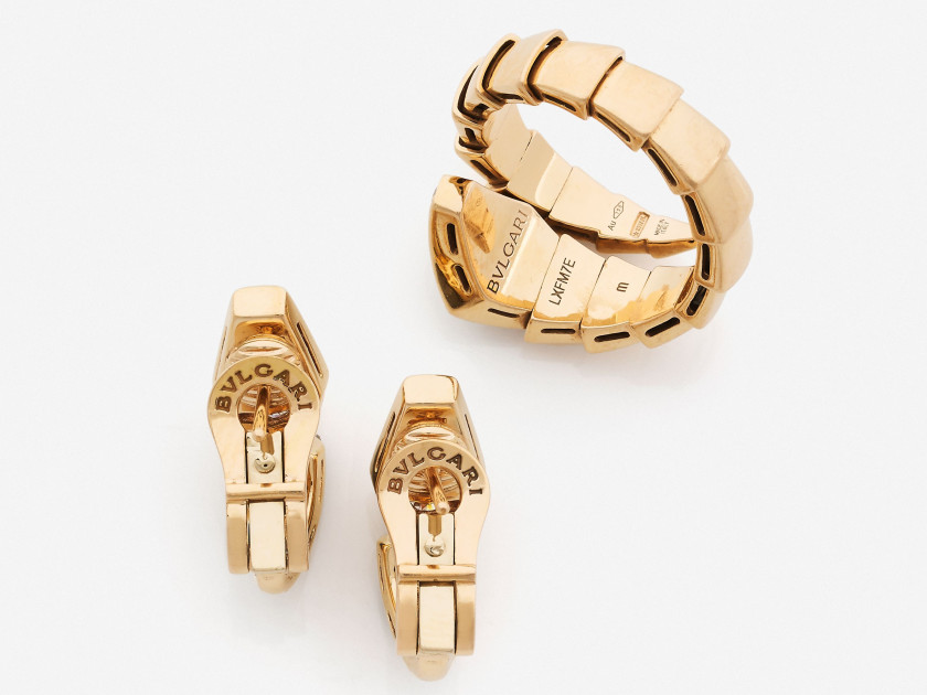 BULGARI  Bague et paire de boucles d'oreilles "Serpenti"