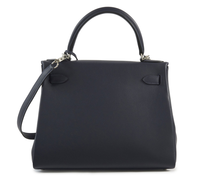 HERMÈS 2022  Sac KELLY Retourné 28 Veau Evercolor Bleu Nuit Garniture métal argenté palladié Bandoulière  KELLY Reto...