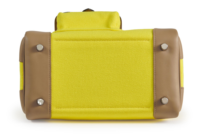 HERMÈS Édition Limitée 2022  Sac BIRKIN CARGO 25 Toile Jaune Citron et veau Swift Chai Garniture métal argenté palladié...