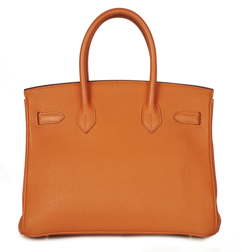 HERMÈS 2004  Sac BIRKIN 30 Veau Togo orange Garniture métal argenté palladié  BIRKIN 30 bag Orange Togo calfskin lea...