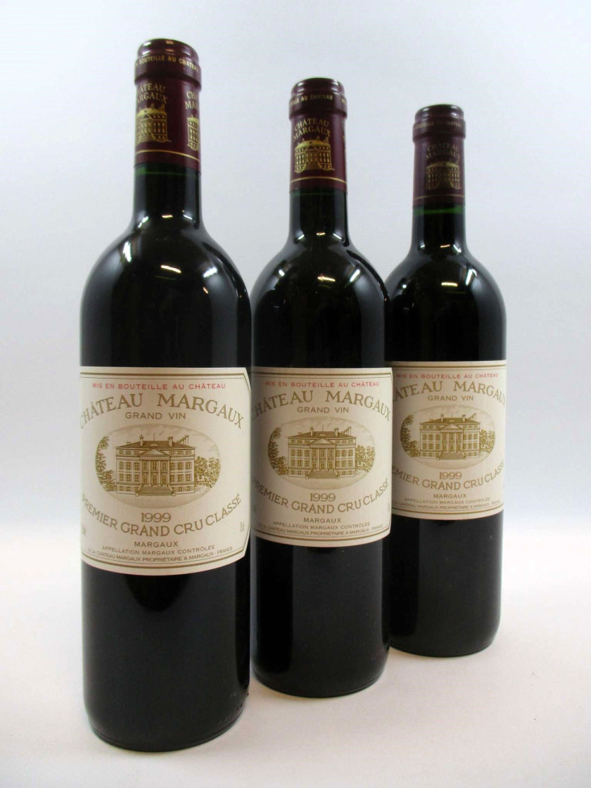 12 bouteilles CHÂTEAU MARGAUX 1999 1er GC Margaux    