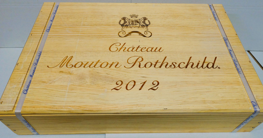 6 bouteilles CHÂTEAU MOUTON ROTHSCHILD 2012 1er GC Pauillac Caisse bois d'origine