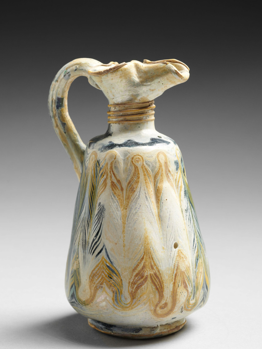 ŒNOCHOÉ EN VERRE  Méditerranée orientale, IVe-IIIe siècle av. J.-C.
