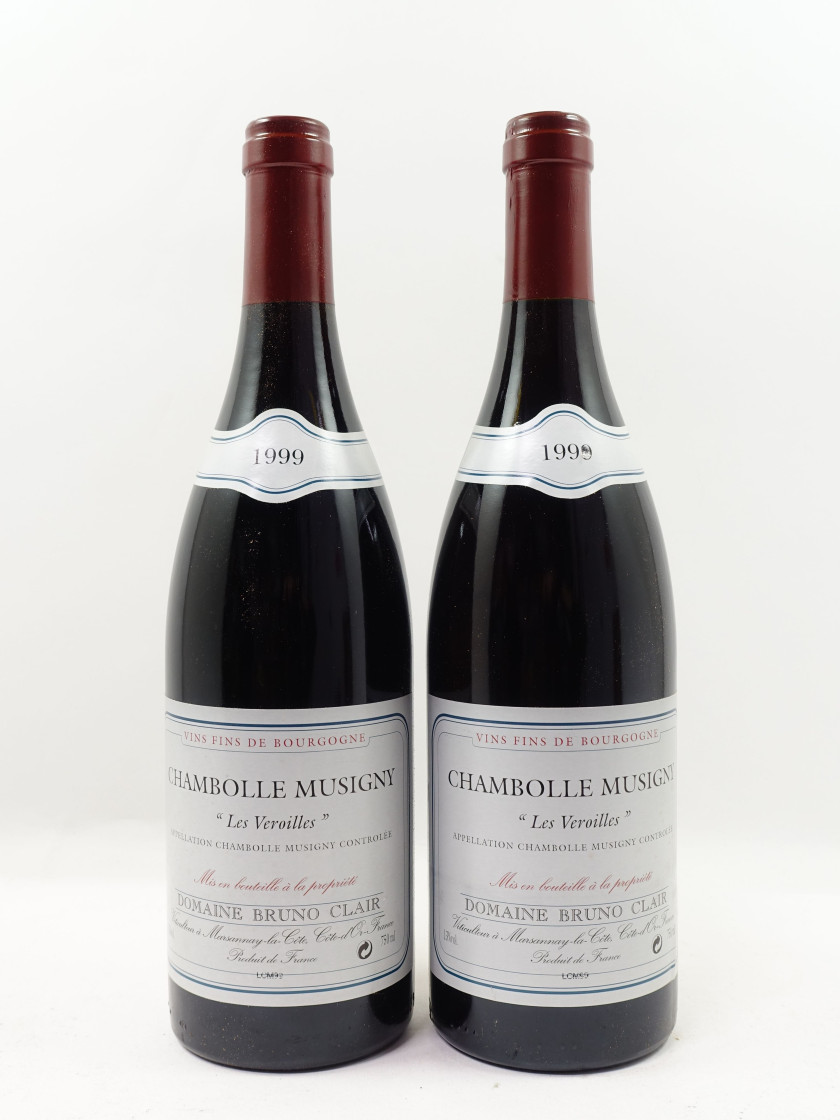 12 bouteilles CHAMBOLLE MUSIGNY 1996 Les Veroilles