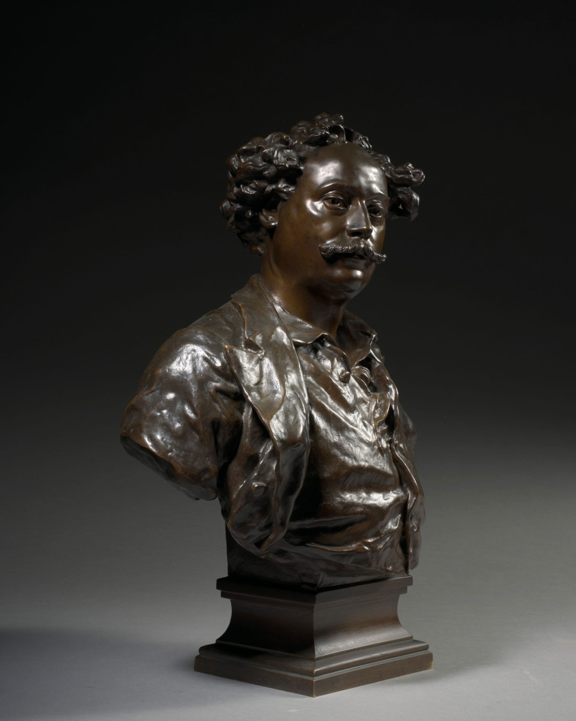 Jean-Baptiste CARPEAUX Valenciennes, 1827- Courbevoie, 1875 Alexandre Dumas fils, n° 3 Bronze à patine brune nuancée de rouge