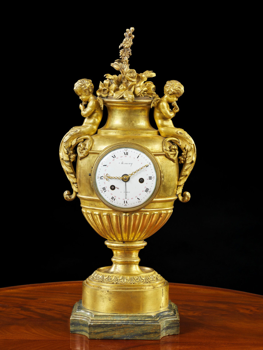 PENDULE VASE D'ÉPOQUE LOUIS XVI