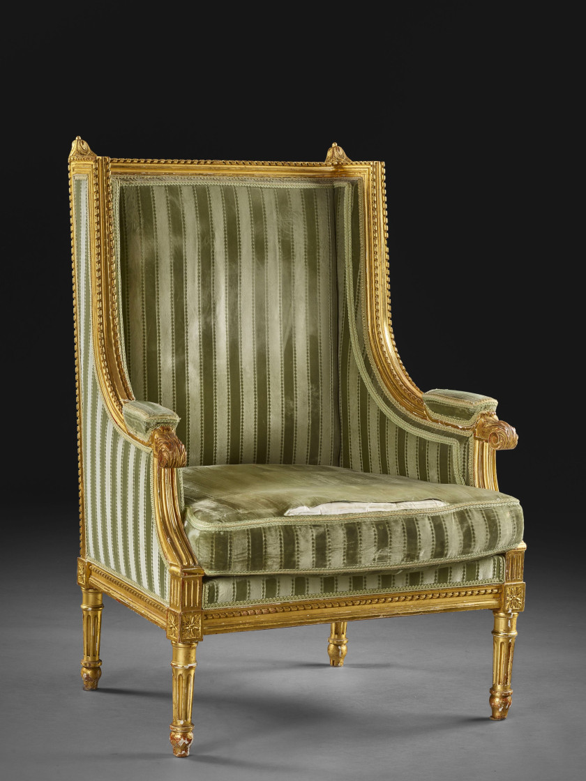 BERGÈRE À OREILLES DE STYLE LOUIS XVI