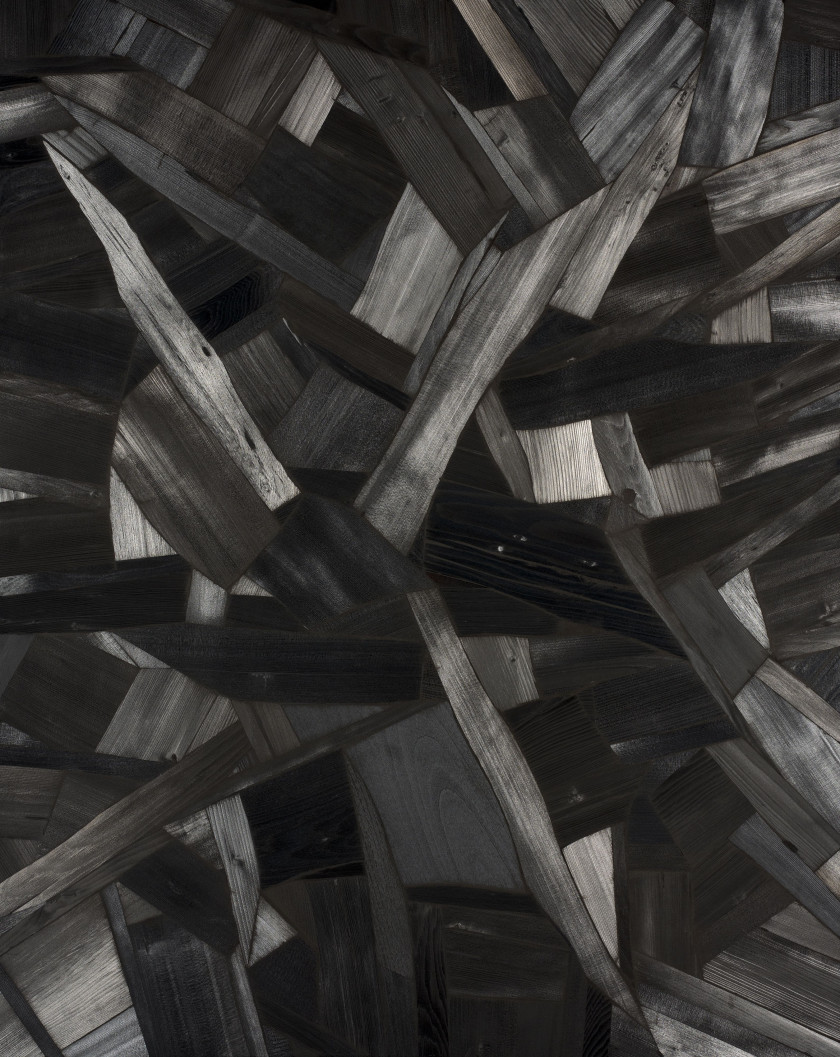 LEE BAE (Sud-coréen - Né en 1956) Issu du Feu ch212 - 2003 Charbon de bois sur toile