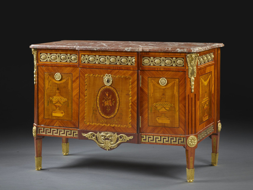 COMMODE À VANTAUX D'ÉPOQUE LOUIS XVI