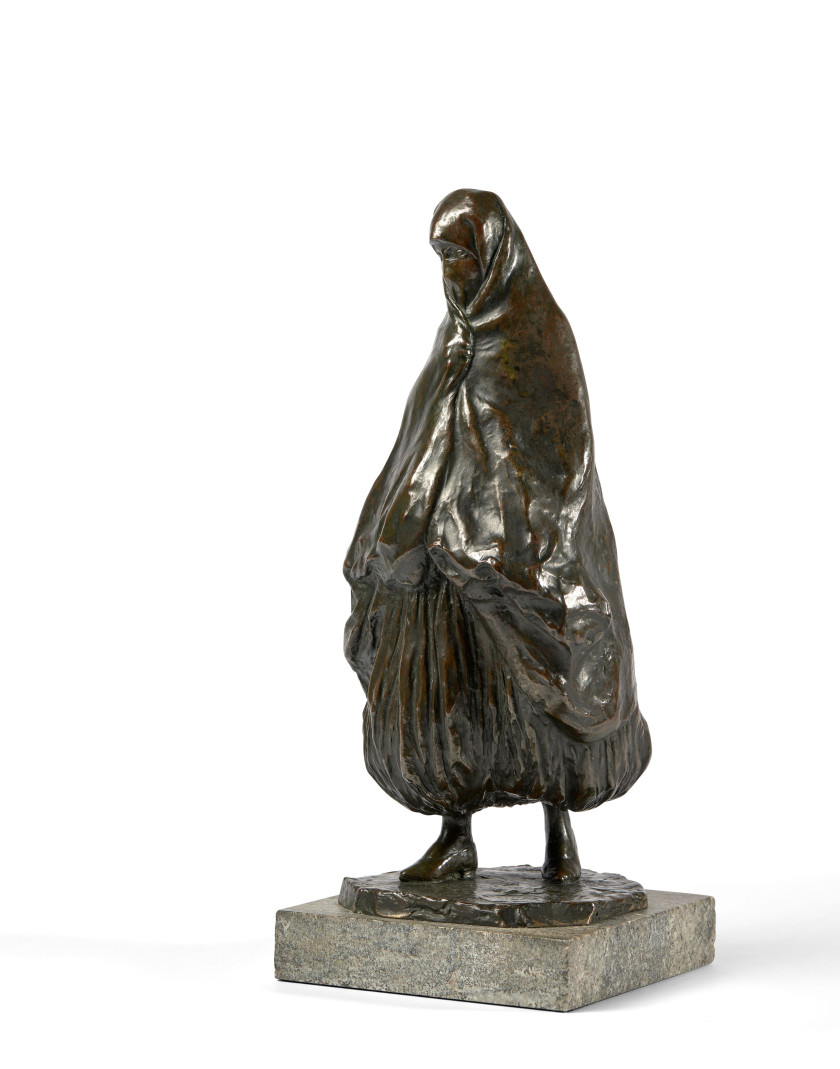 Pierre-Marie POISSON 1876-1953 Femme au voile Bronze à patine brune