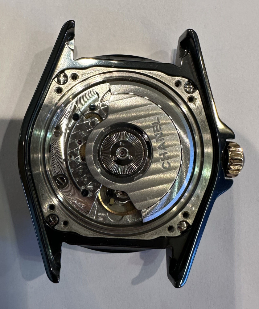 CHANEL  J12, ref. H3842, n° P.R.M.00952