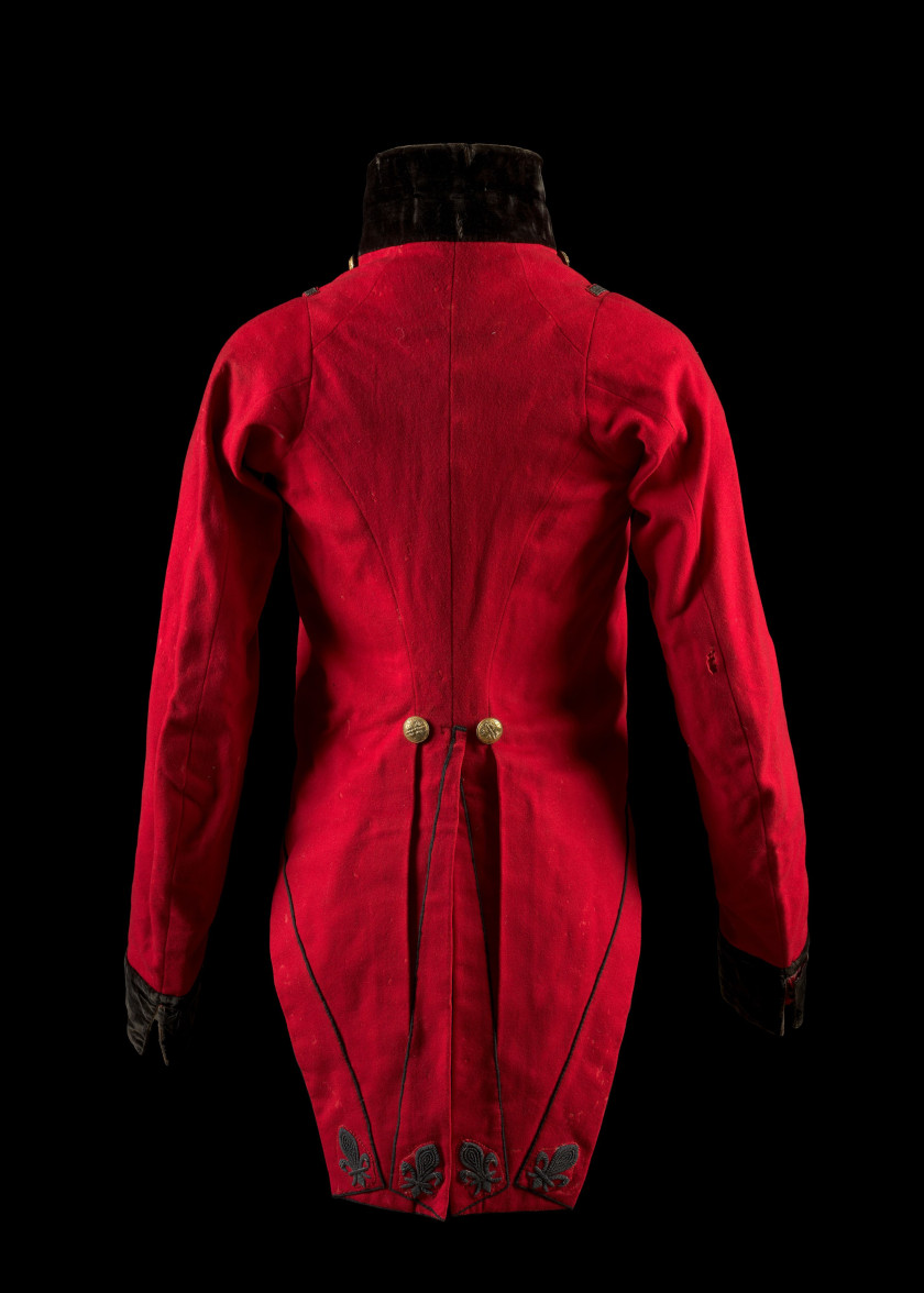 HABIT DE SORTIE DE GENDARME DE LA MAISON DU ROI Ayant appartenu au comte Bernard David Marie, dit "Eugène" de Marcellus