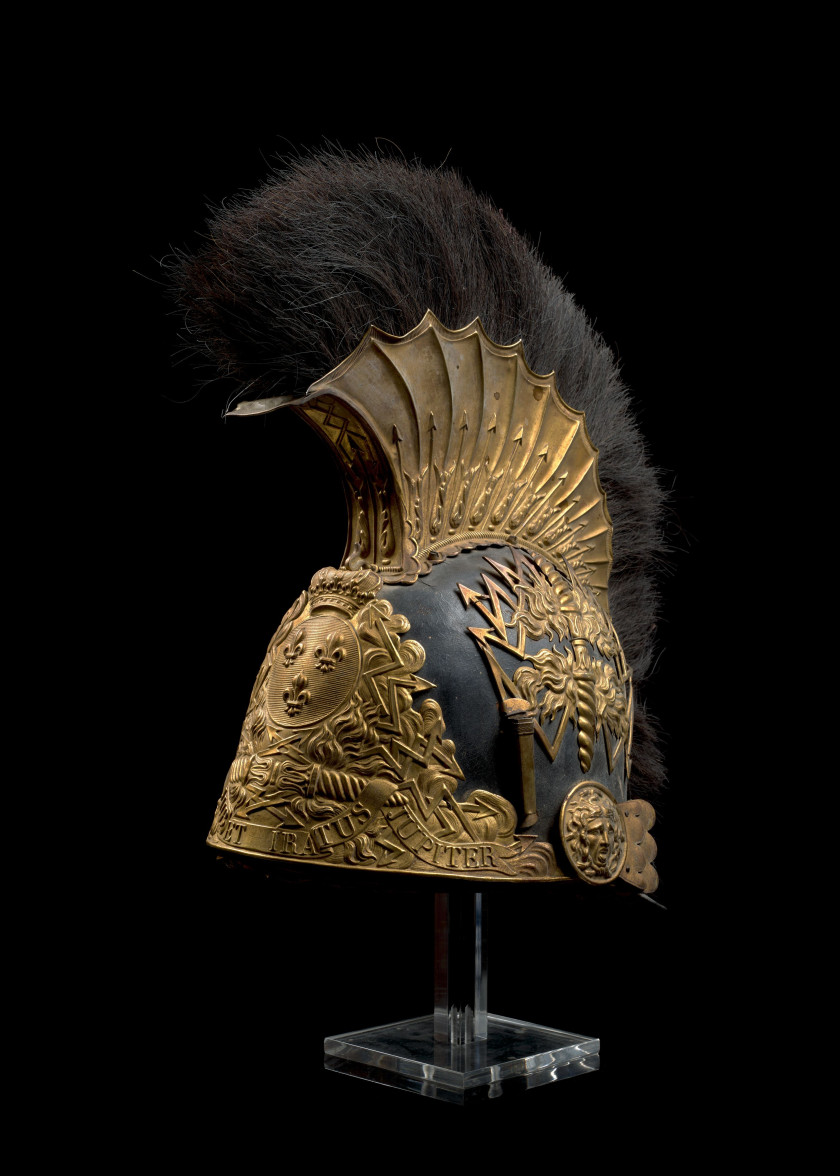 CASQUE À CIMIER DE GENDARME DE LA MAISON DU ROI DE LA PREMIÈRE RESTAURATION Ayant appartenu au comte Bernard David Marie, dit "Eugèn...