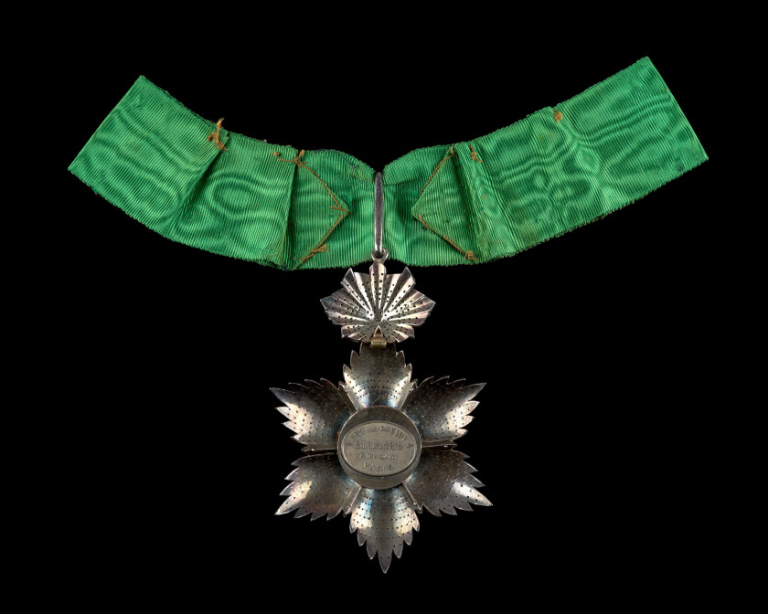 PERSE  ORDRE DU LION ET DU SOLEIL  Étoile de commandeur provenant de Charles de Bonnières