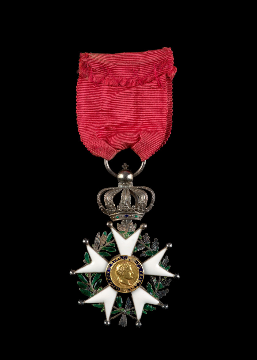 FRANCE  ORDRE DE LA LÉGION D'HONNEUR  Étoile de chevalier IIe République modifiée Second Empire