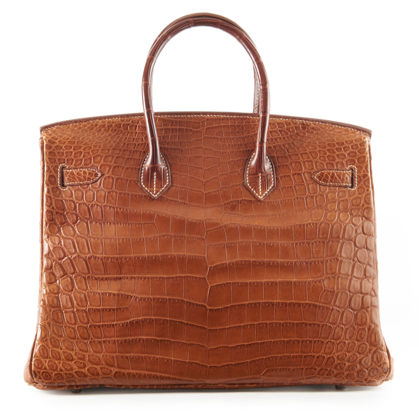 HERMÈS 2003  Sac BIRKIN 35  Crocodile du Nil mat fauve (Crocodylus niloticus) II/B Piqué sellier blanc Garniture métal...