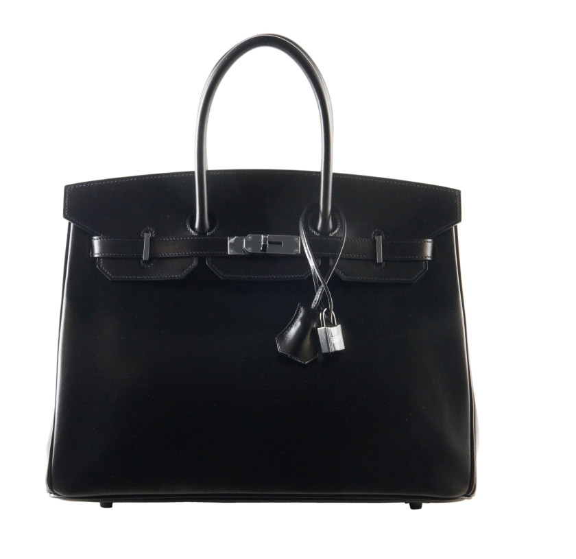 HERMÈS Édition Limitée 2011  Sac BIRKIN SO BLACK 35  Box noir Garniture métal chromé noir (comme neuf, plastiques su...