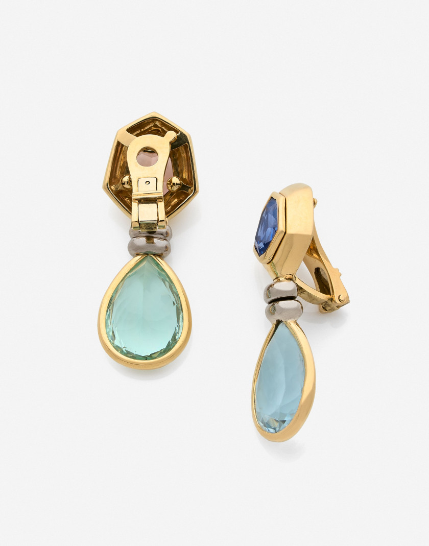 Paire de pendants d'oreilles