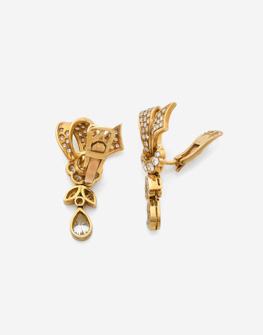 Paire de pendants d'oreilles