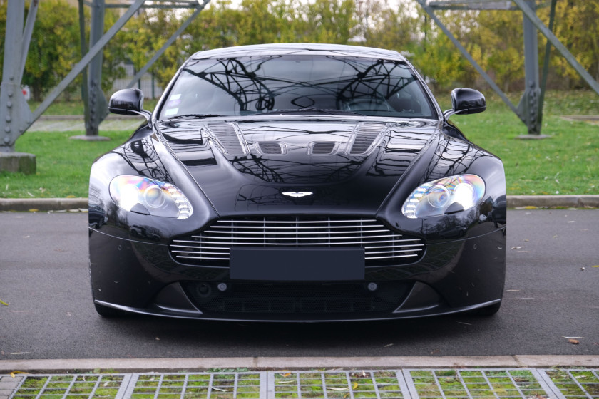 2011 Aston Martin V12 Vantage 'Carbon Black Edition'