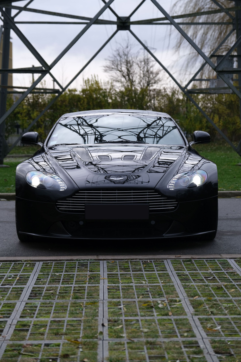 2011 Aston Martin V12 Vantage 'Carbon Black Edition'