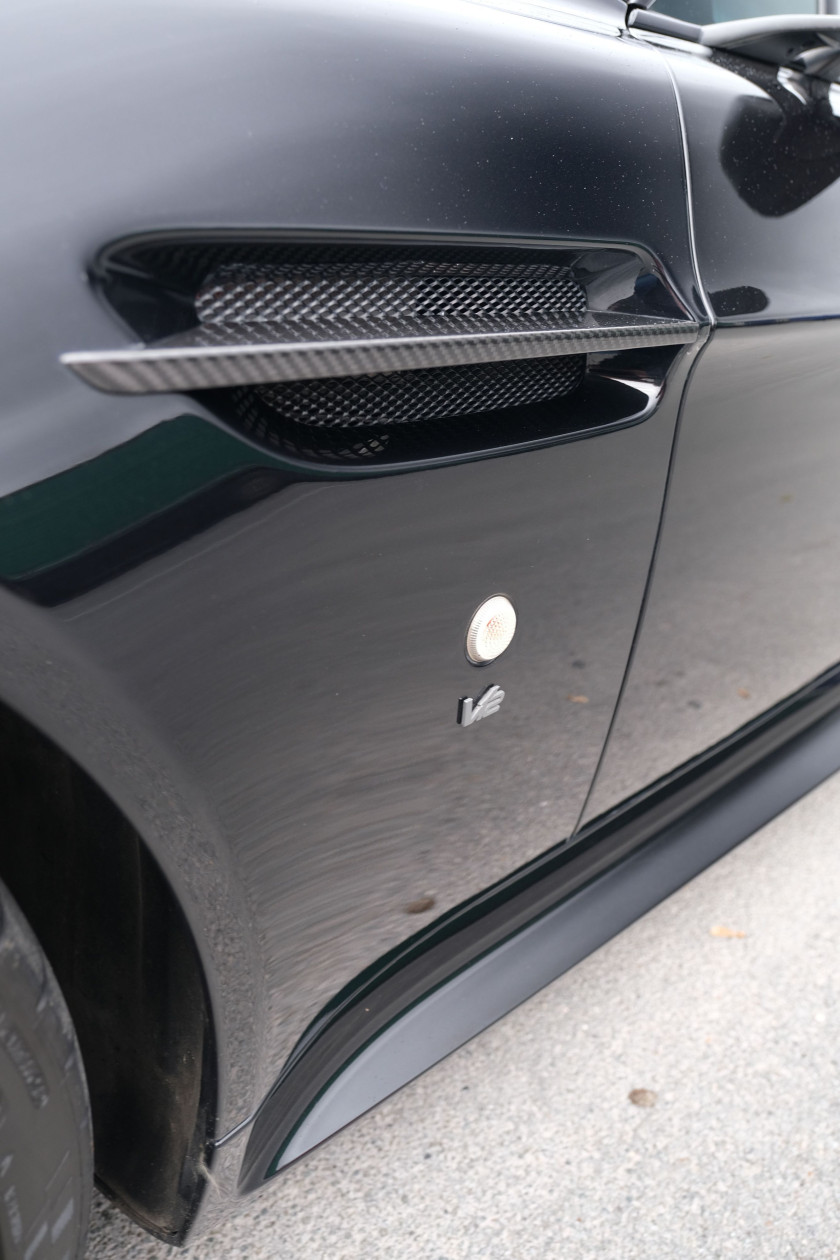 2011 Aston Martin V12 Vantage 'Carbon Black Edition'