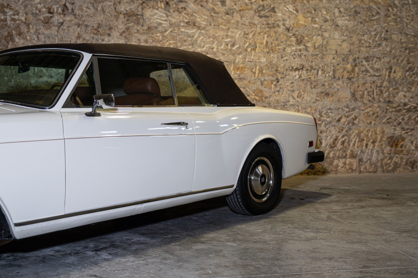 1976 Rolls-Royce Corniche Cabriolet par Mulliner  No reserve