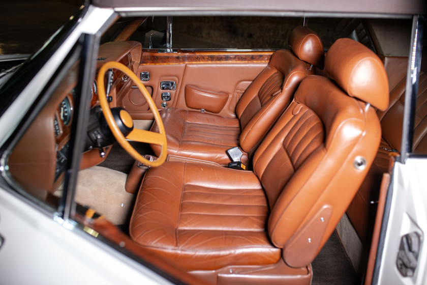 1976 Rolls-Royce Corniche Cabriolet par Mulliner  No reserve