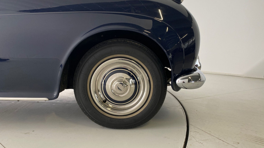 1960 Bentley S2 Drophead Coupé par H.J. Mulliner