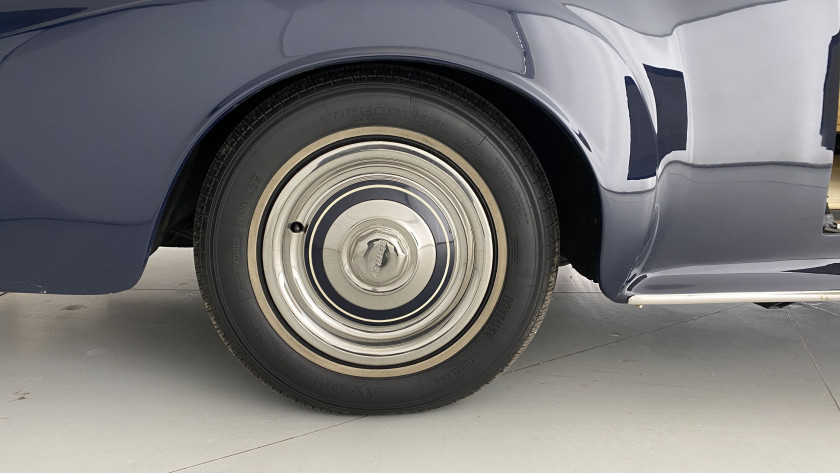 1960 Bentley S2 Drophead Coupé par H.J. Mulliner