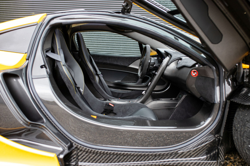 2014 McLaren P1