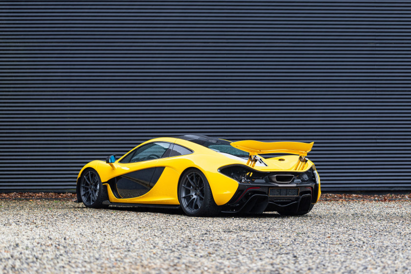 2014 McLaren P1