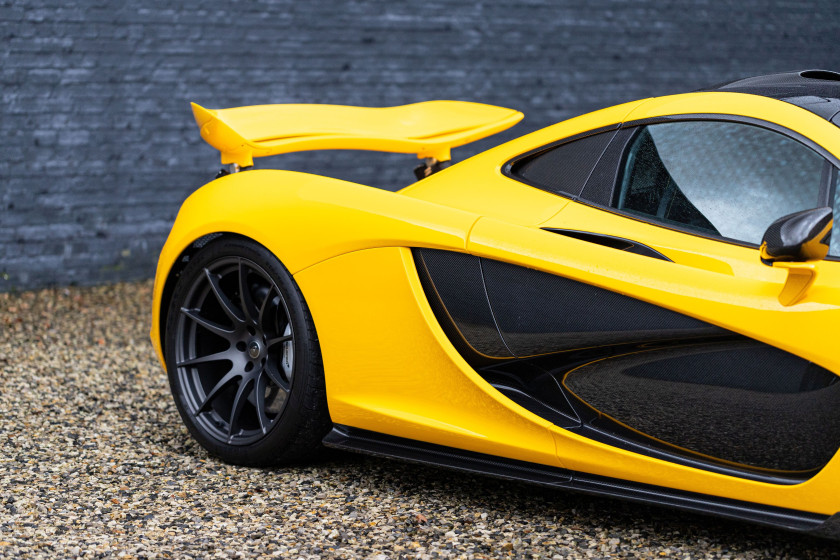 2014 McLaren P1