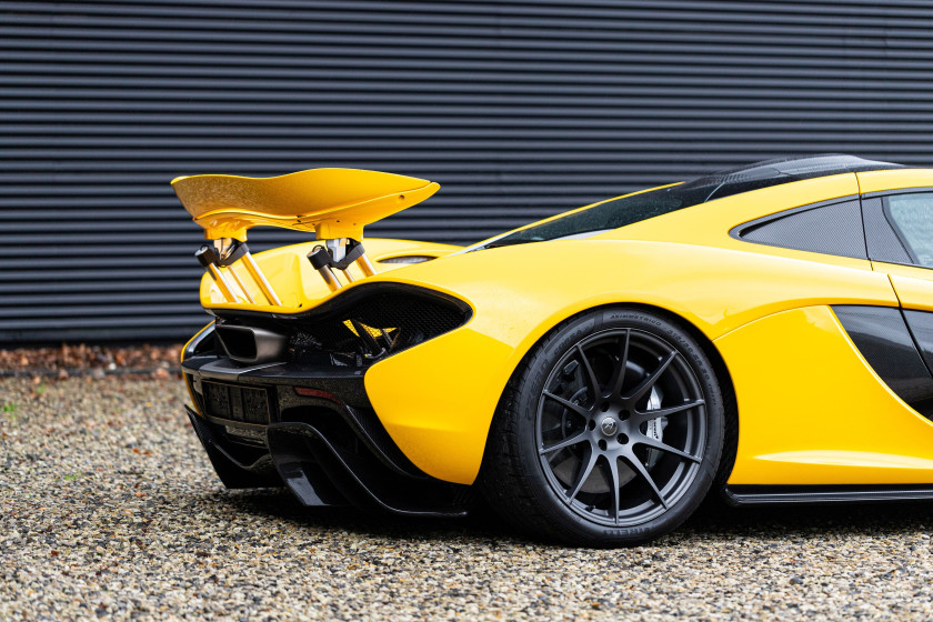 2014 McLaren P1