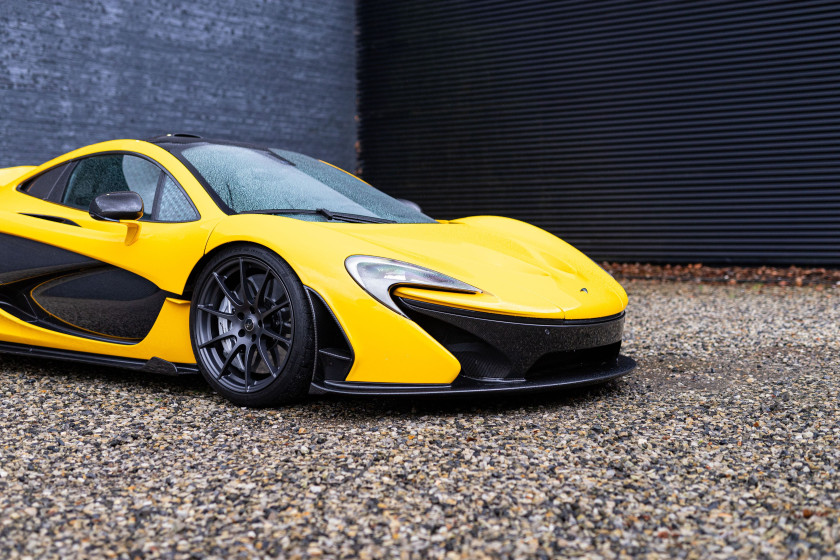 2014 McLaren P1