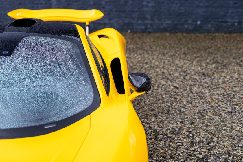 2014 McLaren P1