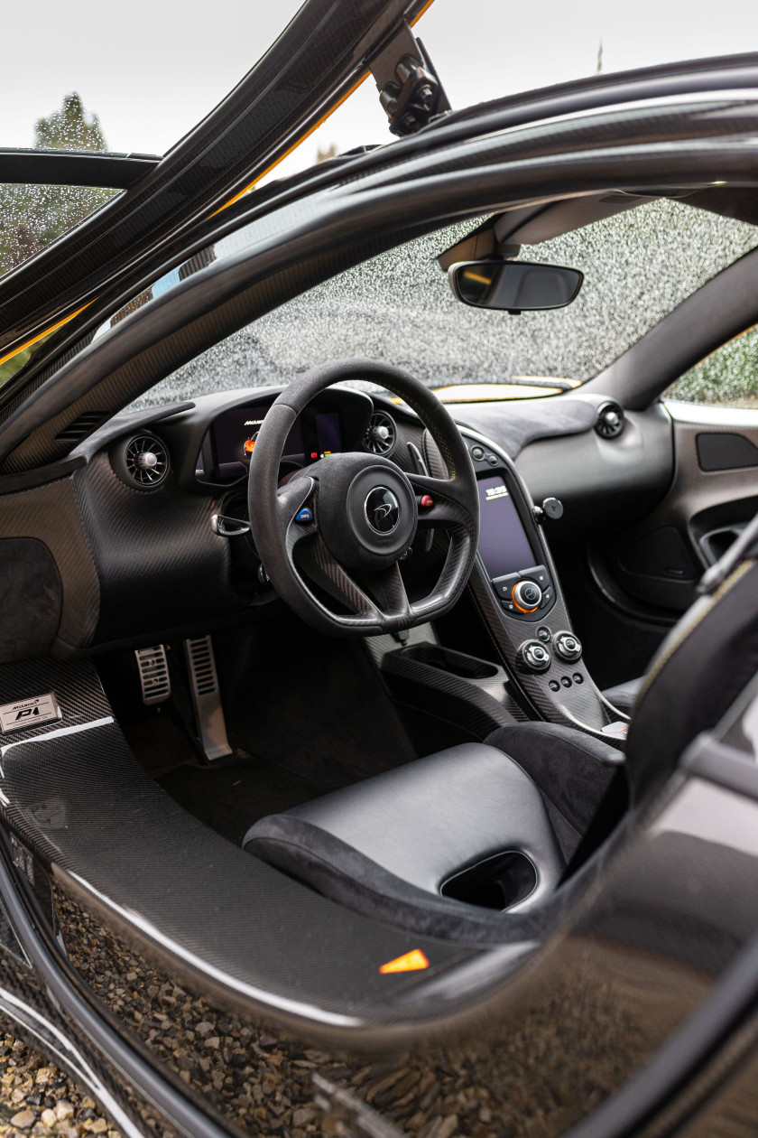 2014 McLaren P1