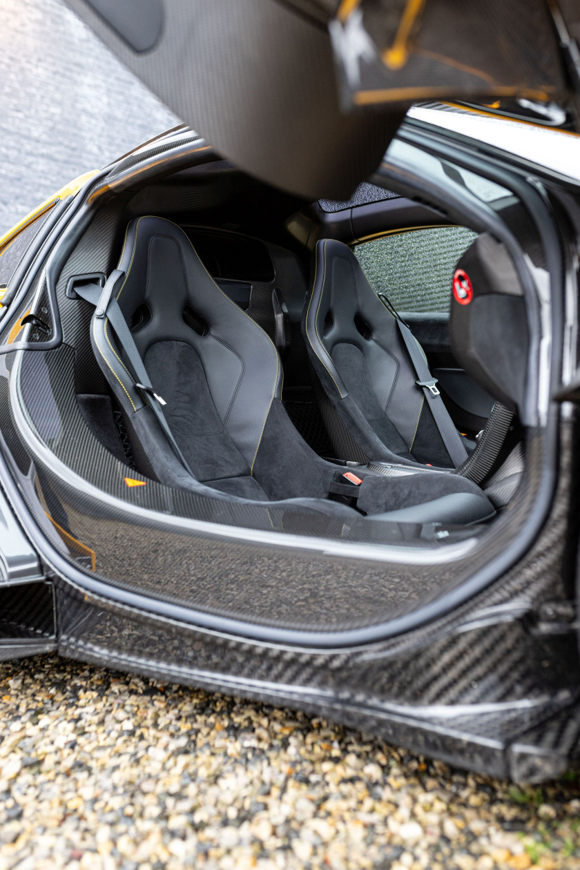 2014 McLaren P1