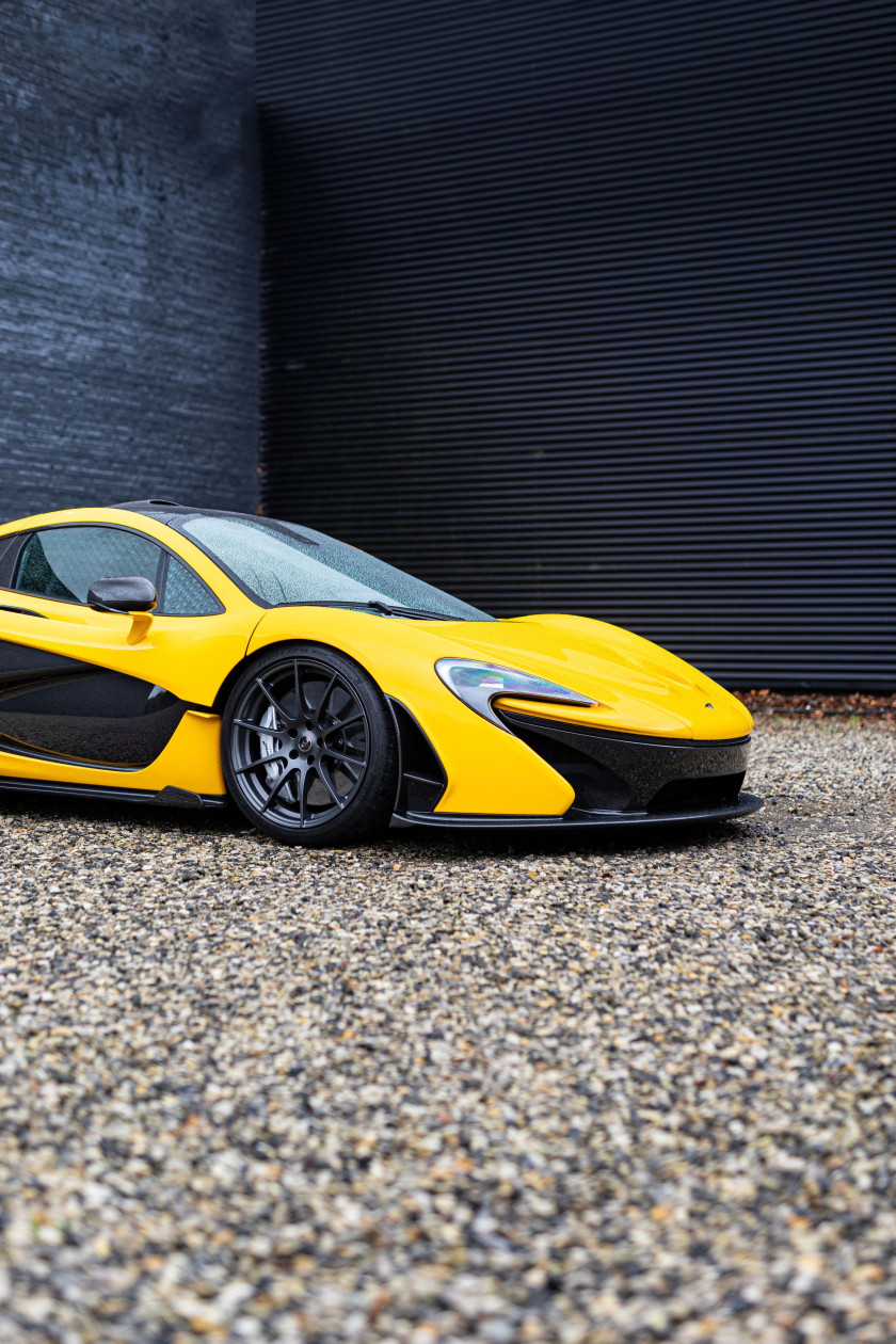 2014 McLaren P1