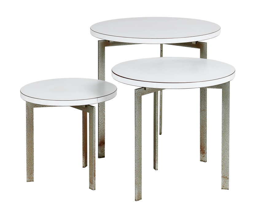 MAISON ASSELBUR  Suite de trois table gigognes rondes - 1966